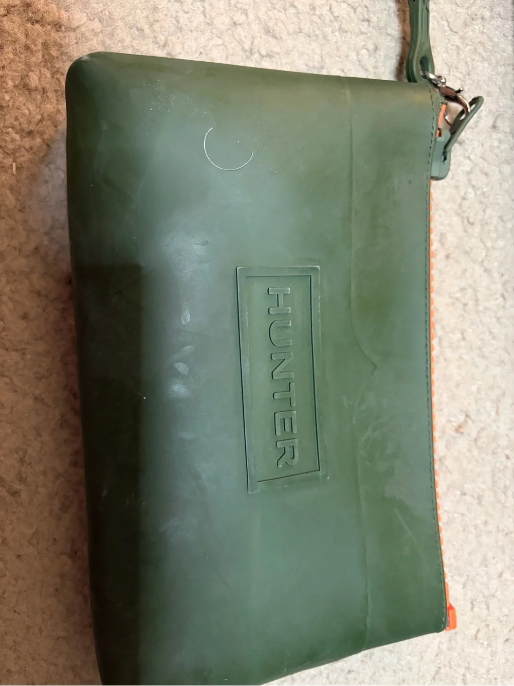 HUNTER X TARGET COLLAB POUCHES / WRISTLET